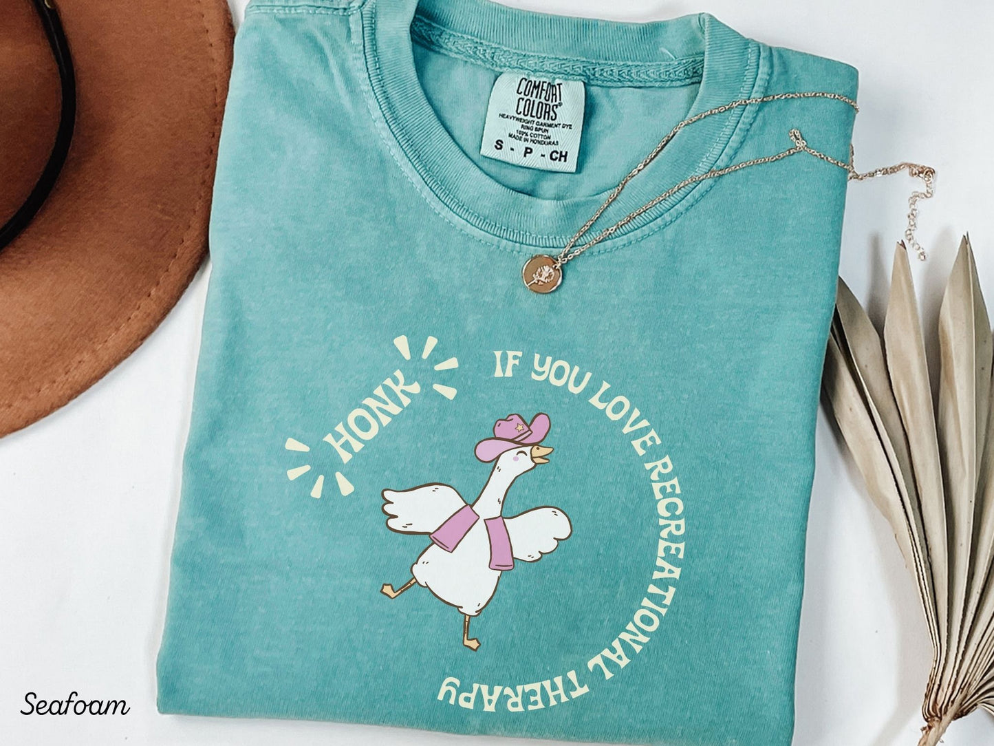 Recreational Therapist Goose T-shirt, Honk If You Love Recreational Therapy, Gift for Recreational Therapist, Comfort Colors 1717
